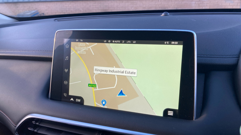 MG HS 1.5 T-GDI Trophy 5dr DCT Petrol Hatchback